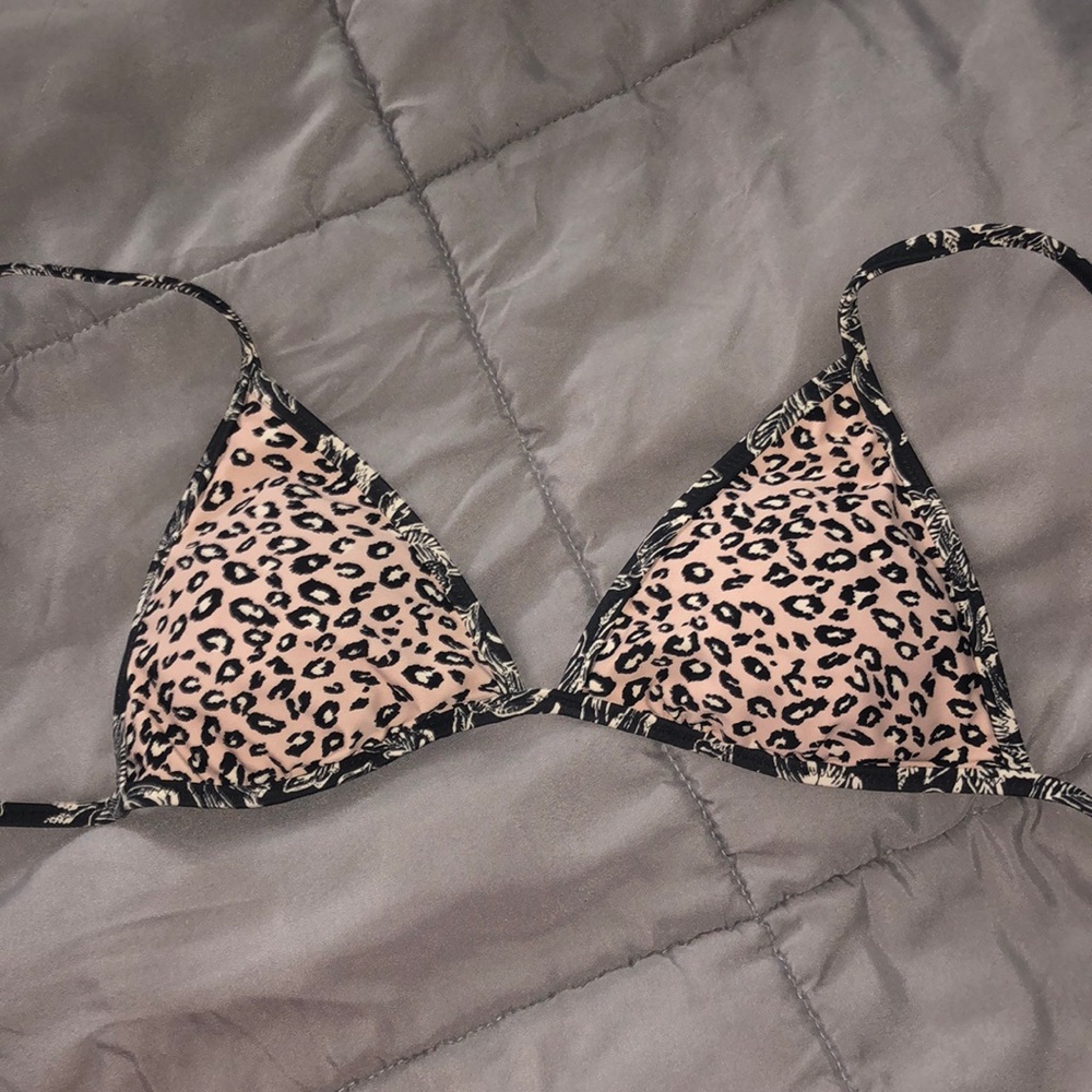NWOT reversible bikini